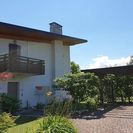 Villa In Ponte Alpi By Santa Ponte nellʼAlpi